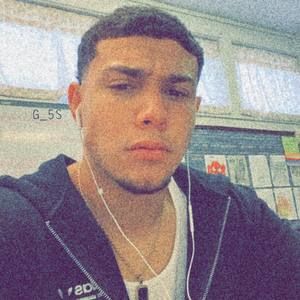 Meet your Posher, Angelo yahir